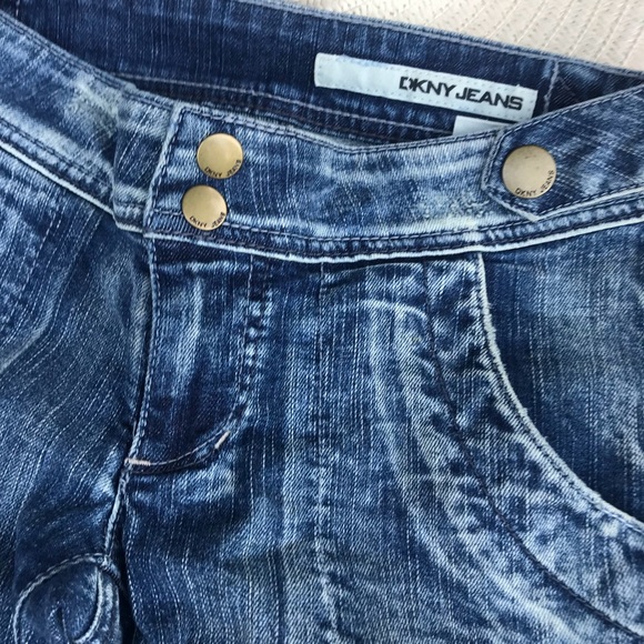 DKNY Jean Capris - Picture 2 of 6
